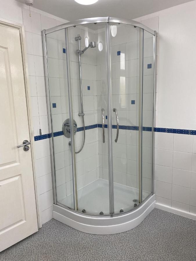 Stansted Airport Guest Rooms Hallingbury Zewnętrze zdjęcie
