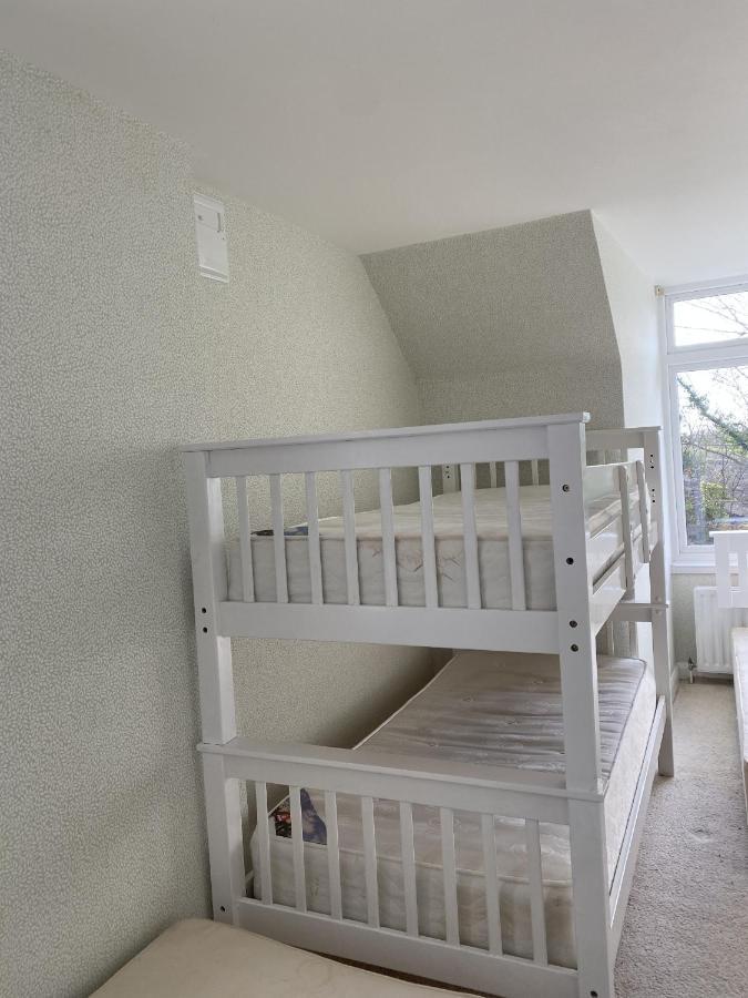 Stansted Airport Guest Rooms Hallingbury Zewnętrze zdjęcie